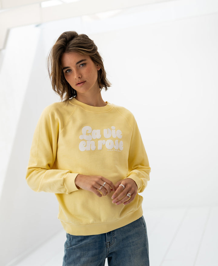 LA VIE Gelb Sweater by LA HARPER