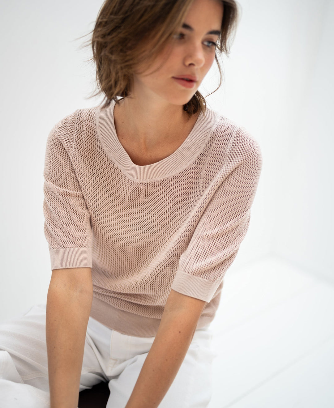 LE NANCY Seiden-Mesh-Pullover in Licht Sand